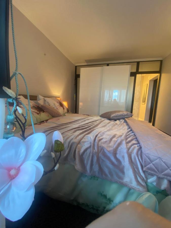 Victoriei Deluxe Suites Bukarest Kültér fotó