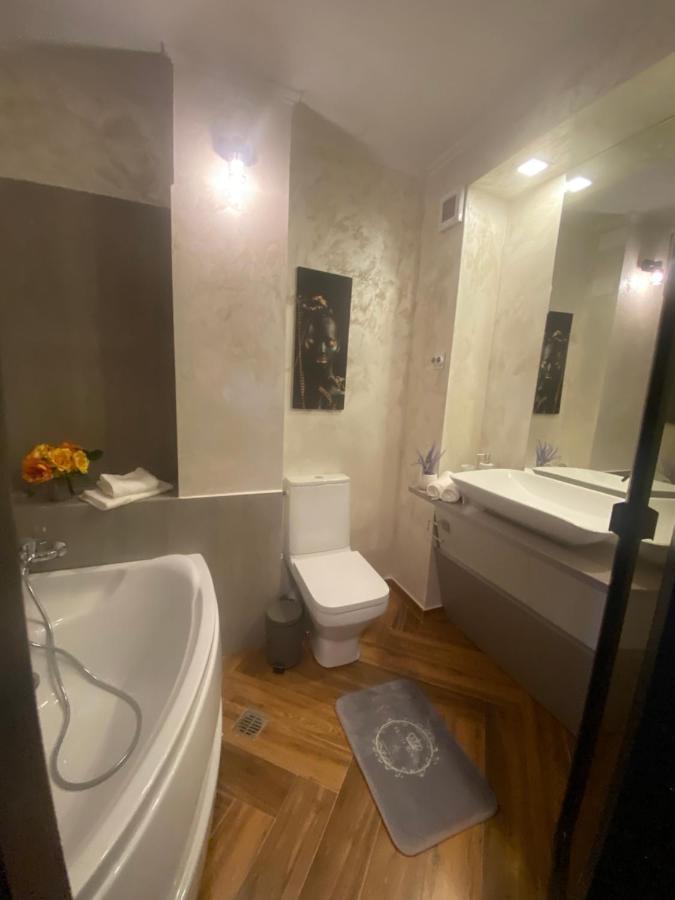 Victoriei Deluxe Suites Bukarest Kültér fotó