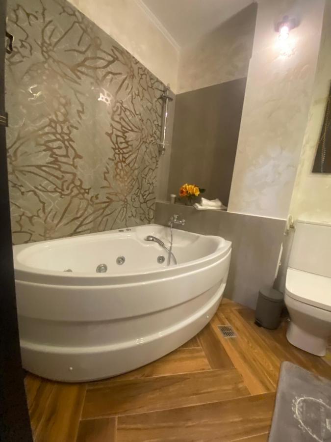 Victoriei Deluxe Suites Bukarest Kültér fotó