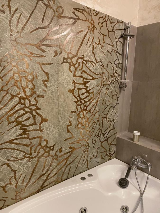 Victoriei Deluxe Suites Bukarest Kültér fotó